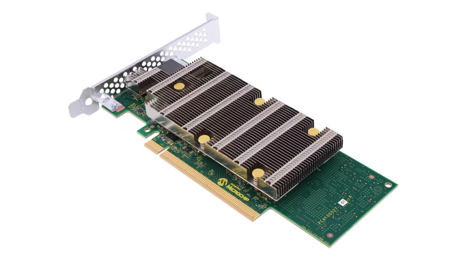 Adaptec推出支持32块NVMe SSD的新型RAID卡,读取速度可达291GB/s